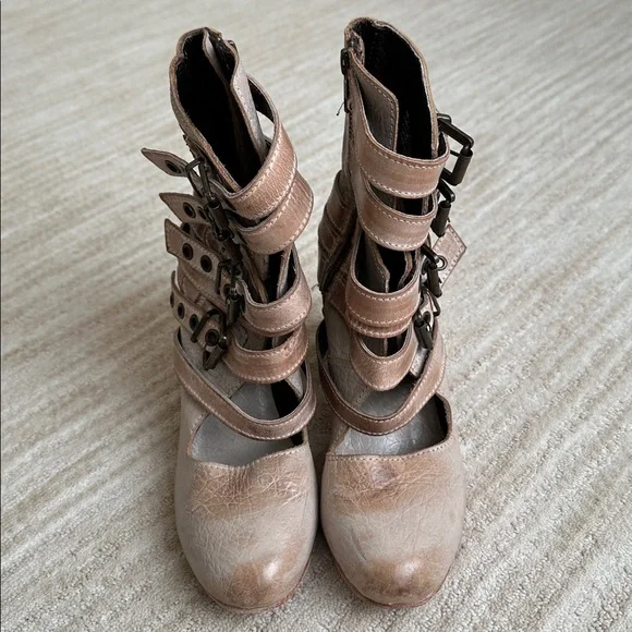 FREEBIRD by Steven Tali Strappy Women's Heeled Boots Booties Taupe Size 7 - Picture 9 of 17